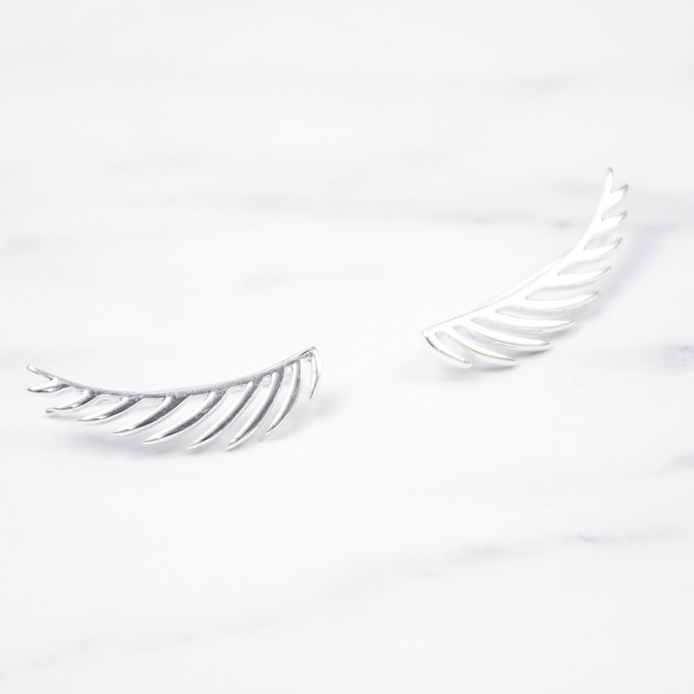 STELLA & DOT | Silver Haven Crawler Earrings